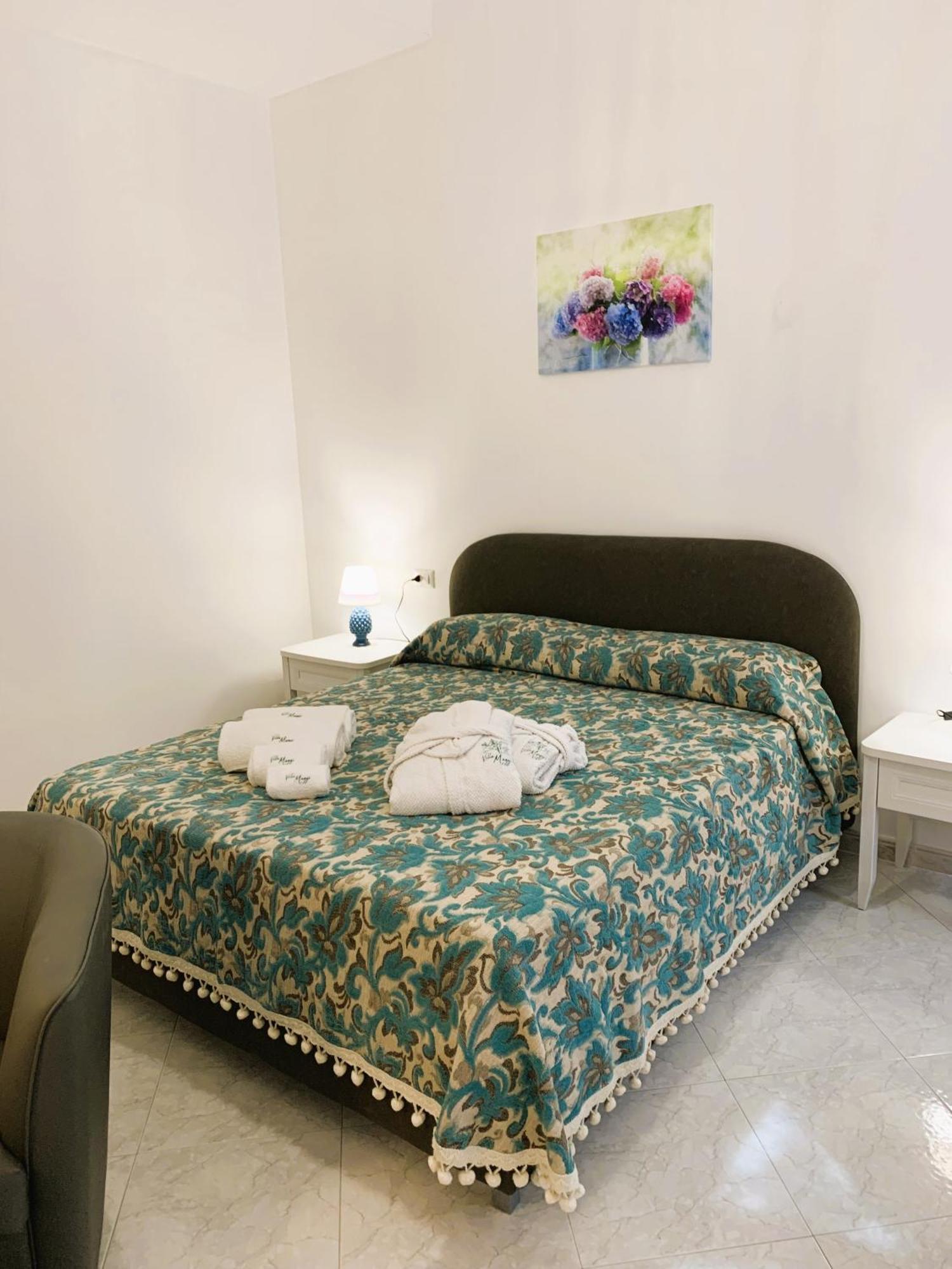 לוקורוטונדו B&B Villa Maggi מראה חיצוני תמונה