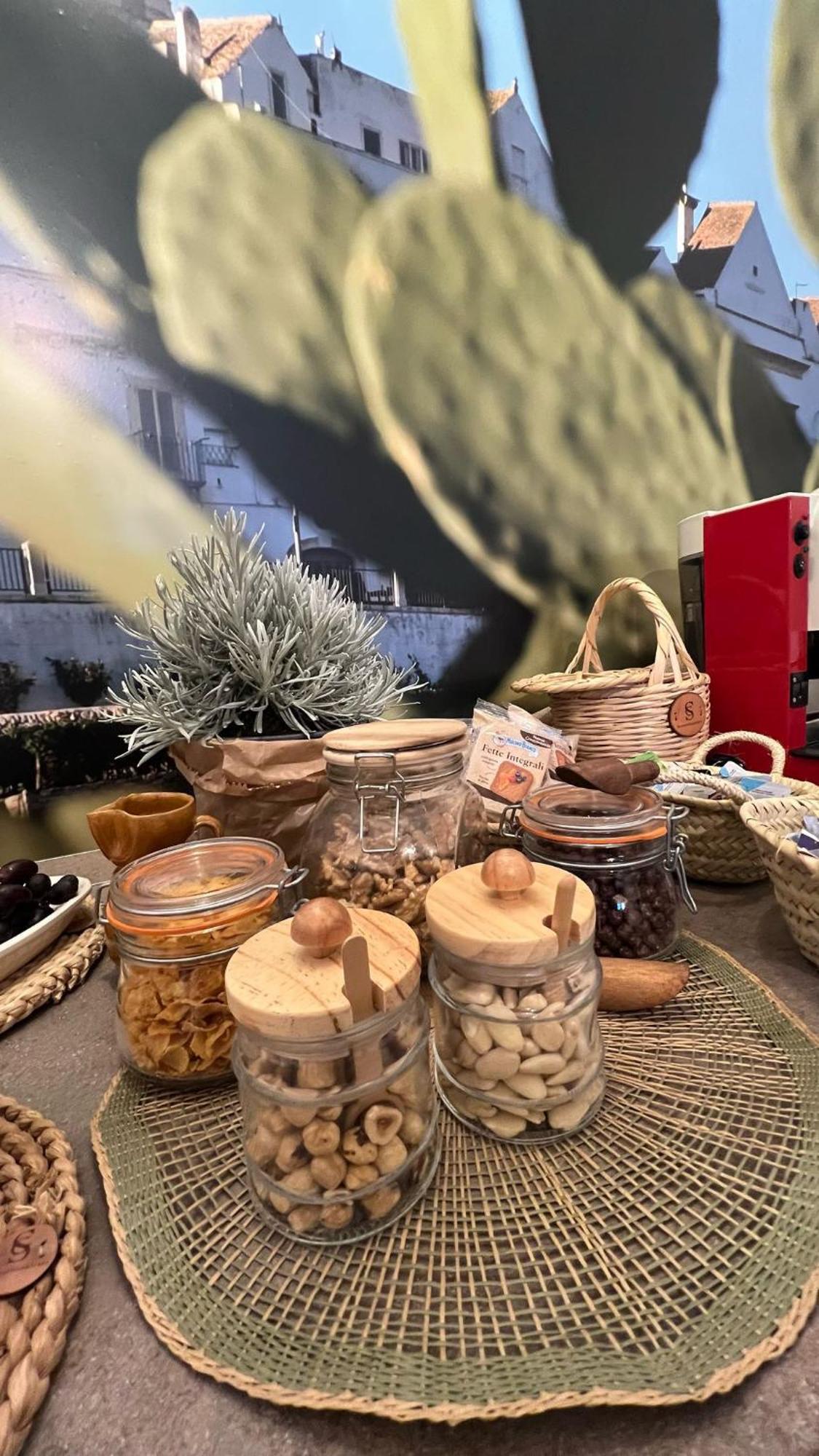 לוקורוטונדו B&B Villa Maggi מראה חיצוני תמונה